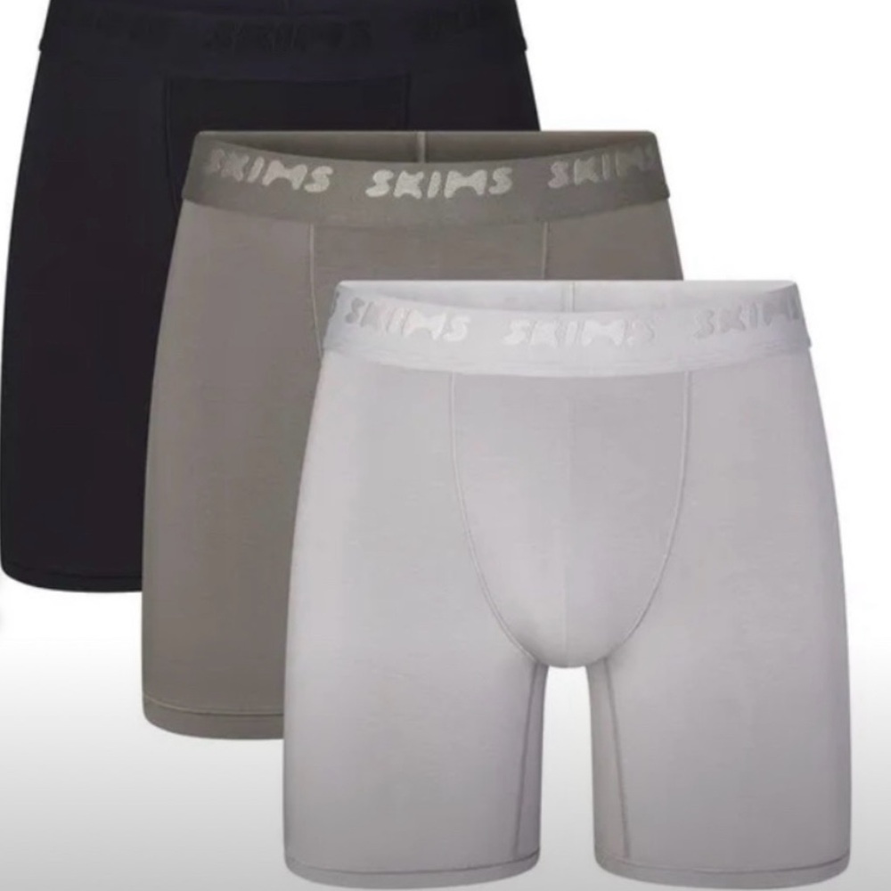 SKIMS Boxer Briefs Black and Gray Performance Fit